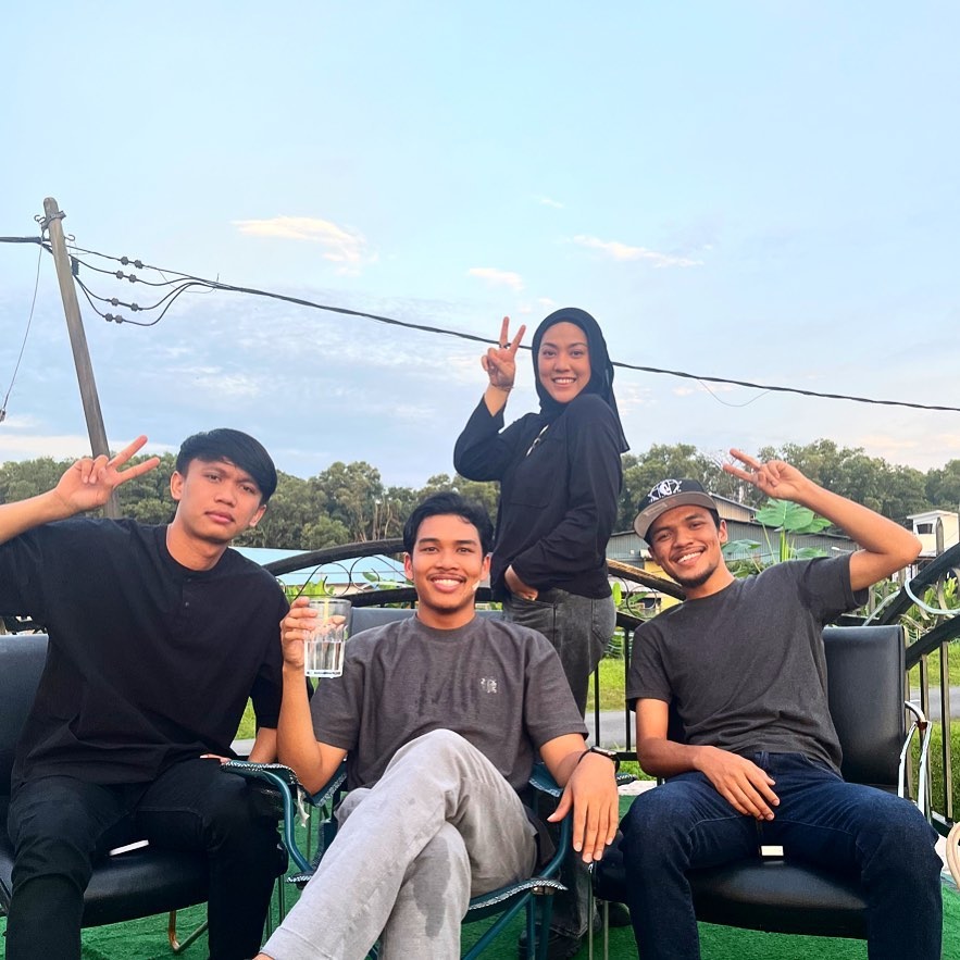 与25岁网红传姐弟恋  茜拉否认夺人所爱