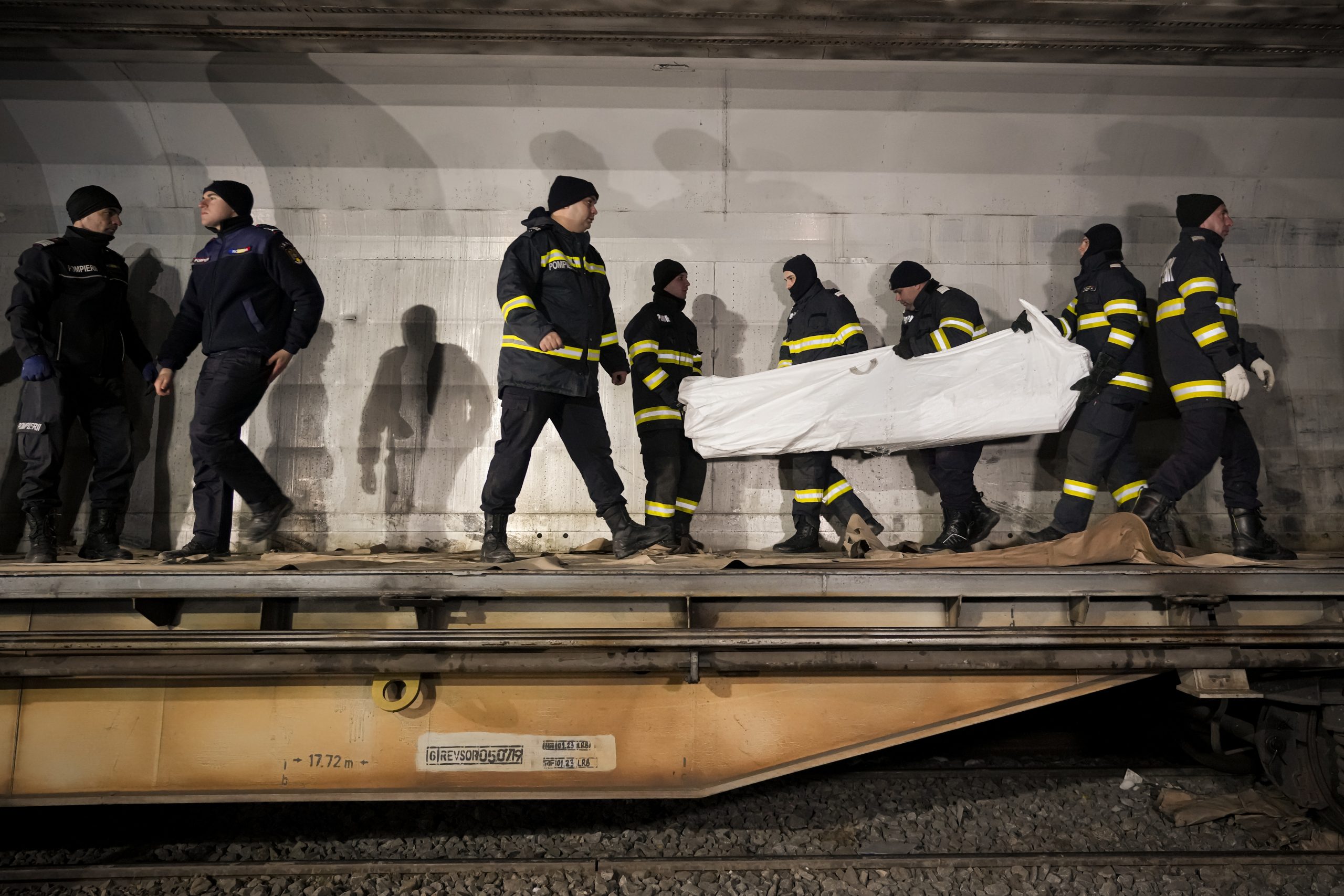 与土交恶亚美尼亚 相隔35年开放边境运送救援物资