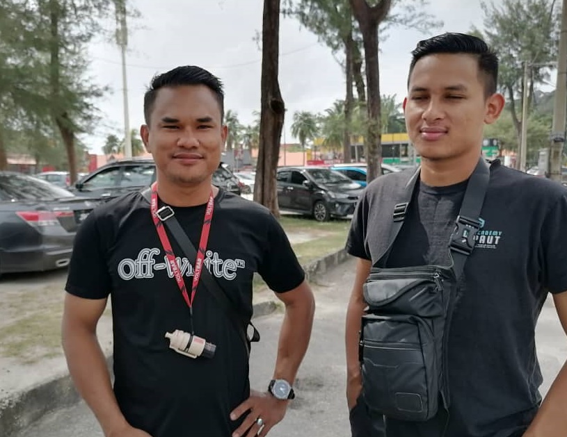 东封面:直落尖不辣改单向道指示不明确,民众感混淆、车辆逆向行驶。