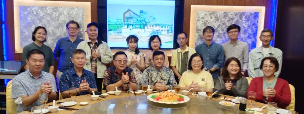 东:林明民众图书馆重建新馆所的构思图初稿已出炉,料提呈图测予政府当局寻求批准后,放眼在今年5月或6月开启筹款活动,并在今年可动工兴建
