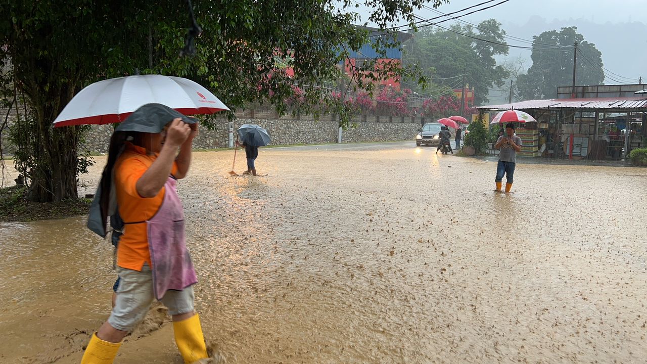 东：武吉丁宜山洪爆发