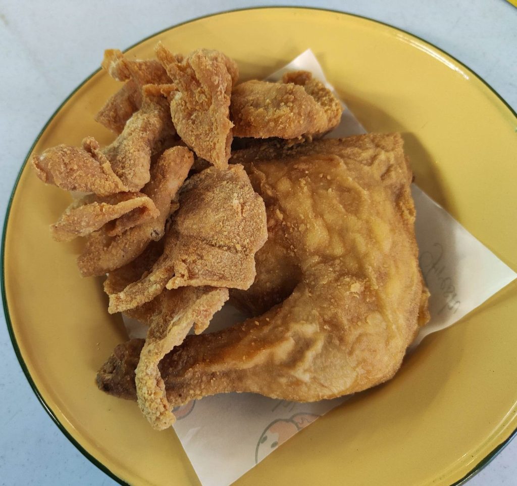 人气美食／督亚冷住家屋炸鸡 秘方腌制 鸡皮鸡杂大受欢迎