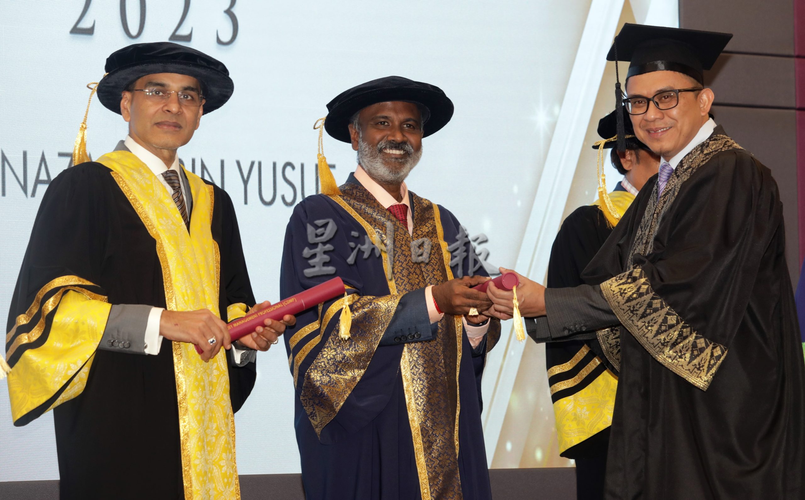 人资部长:2022年在职培训专业认证课结业(另有副文谈2月11日举办MYFUTURE JOB就业展))