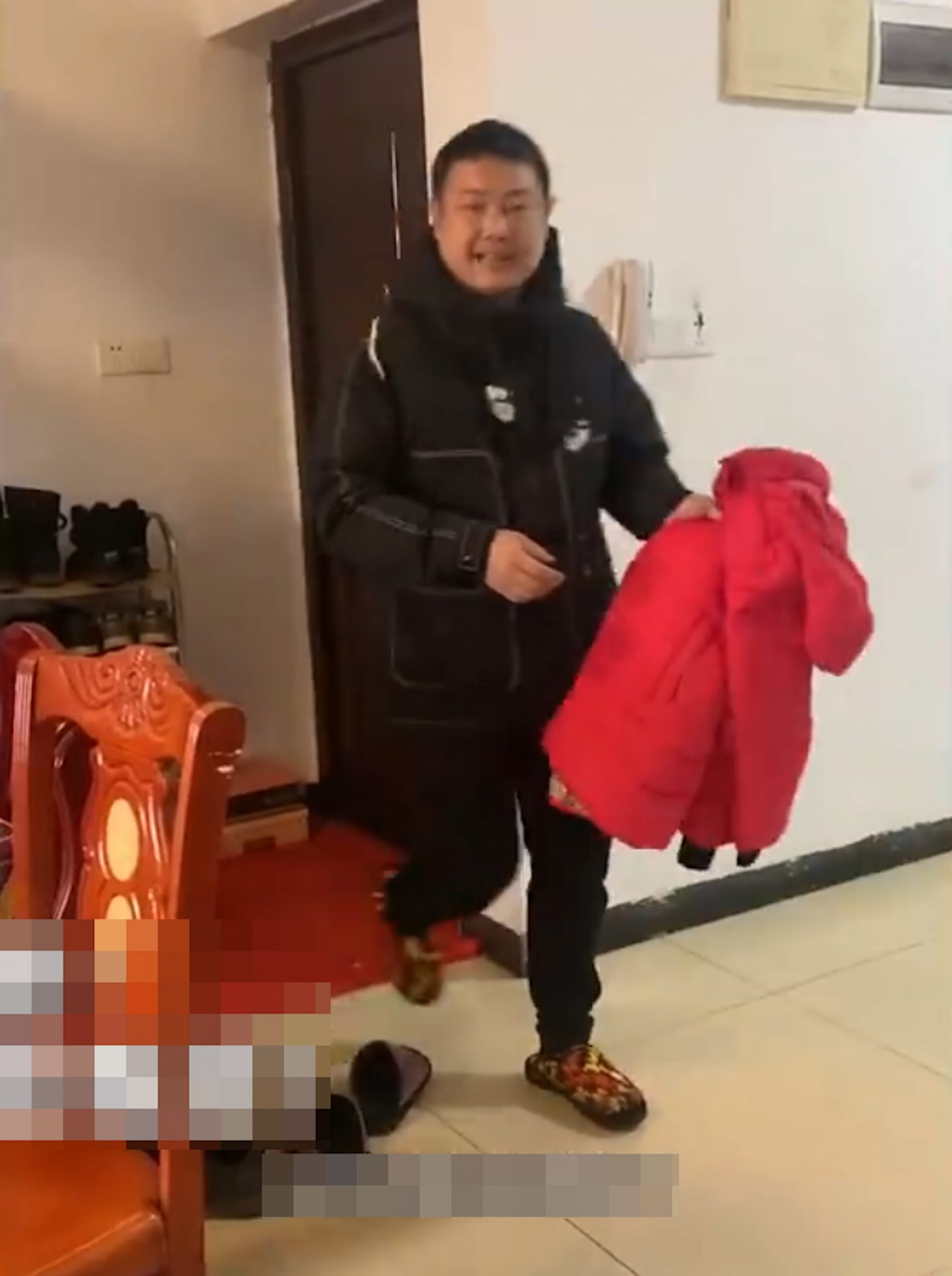 从养鹅开始!湖南老公花逾半年亲手为妻制羽绒