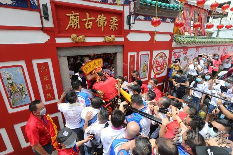 伊党从未指游神有问题  阿旺哈欣：为何伊党游行被针对？