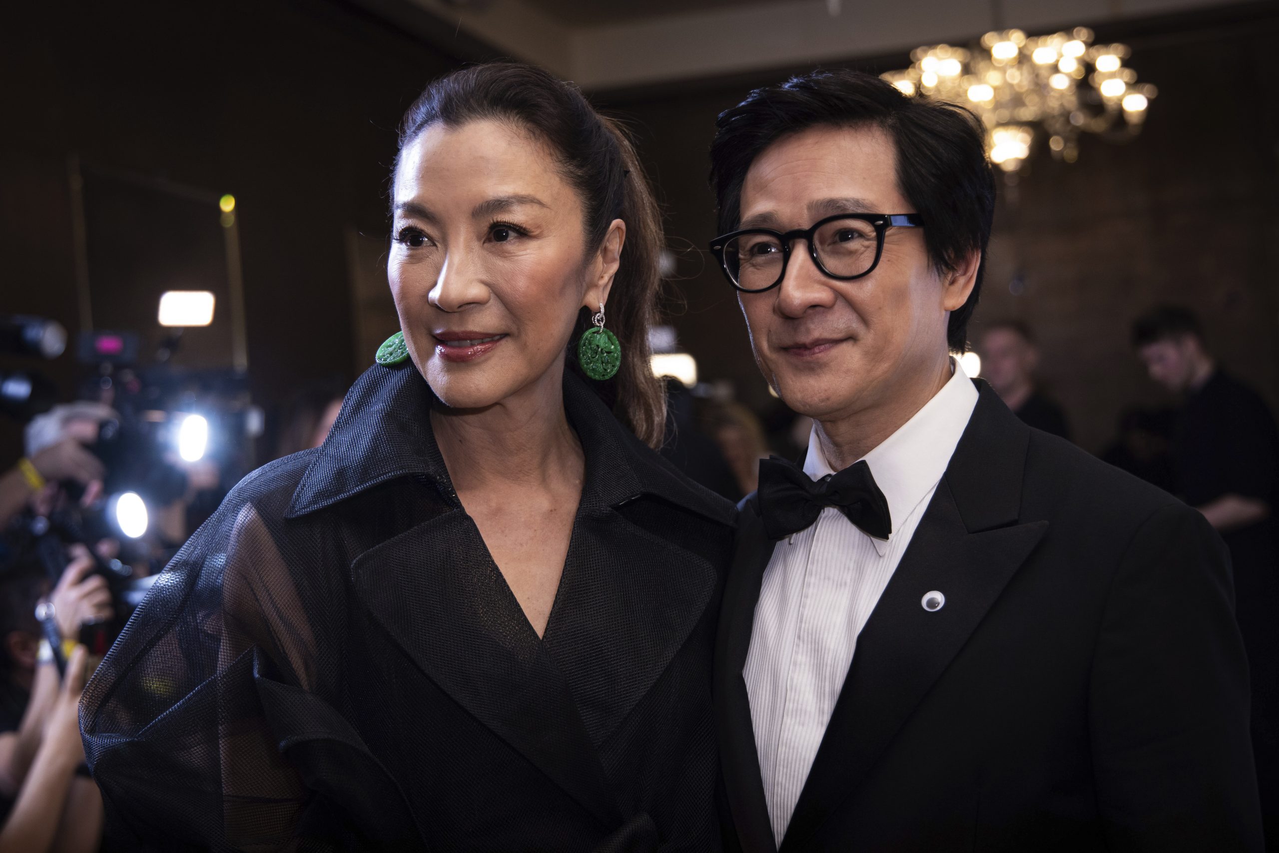 伦敦影评人协会奖|凯特白兰芝3度封后 杨紫琼获优秀表演奖