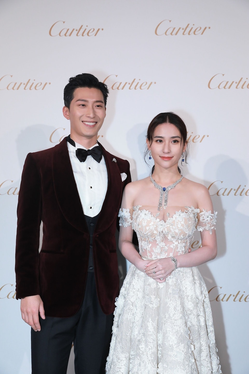 何超莲传4月嫁窦骁 豪砸近3千万办世纪婚礼