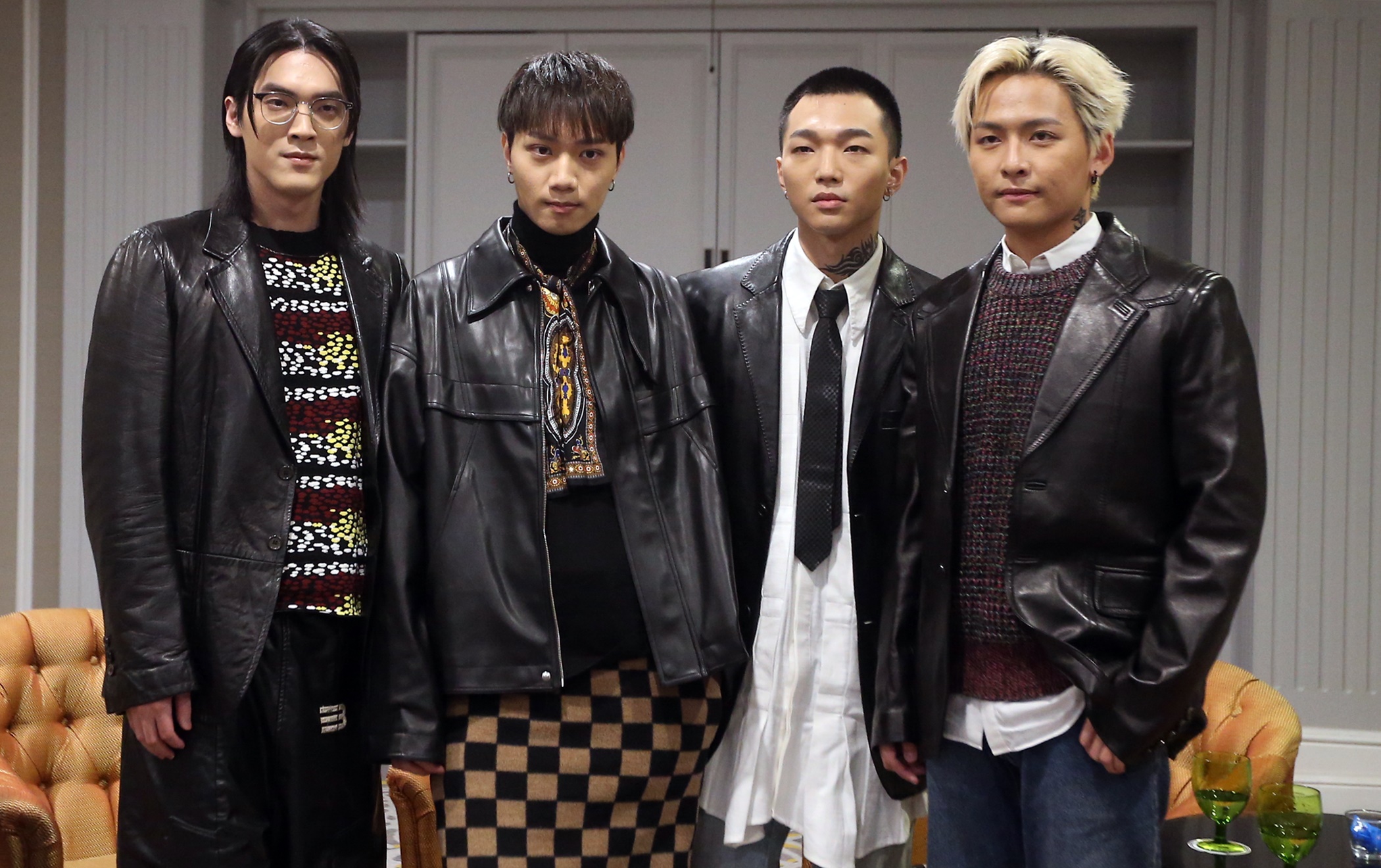 傻子与白痴酿解散? 打趣跳槽五月天告五人