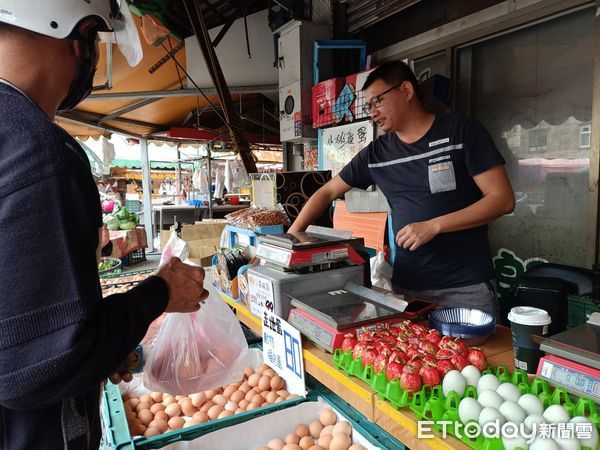 全台爆蛋荒！在地蛋农曝现况「减产约2成」：清晨上架就秒杀 