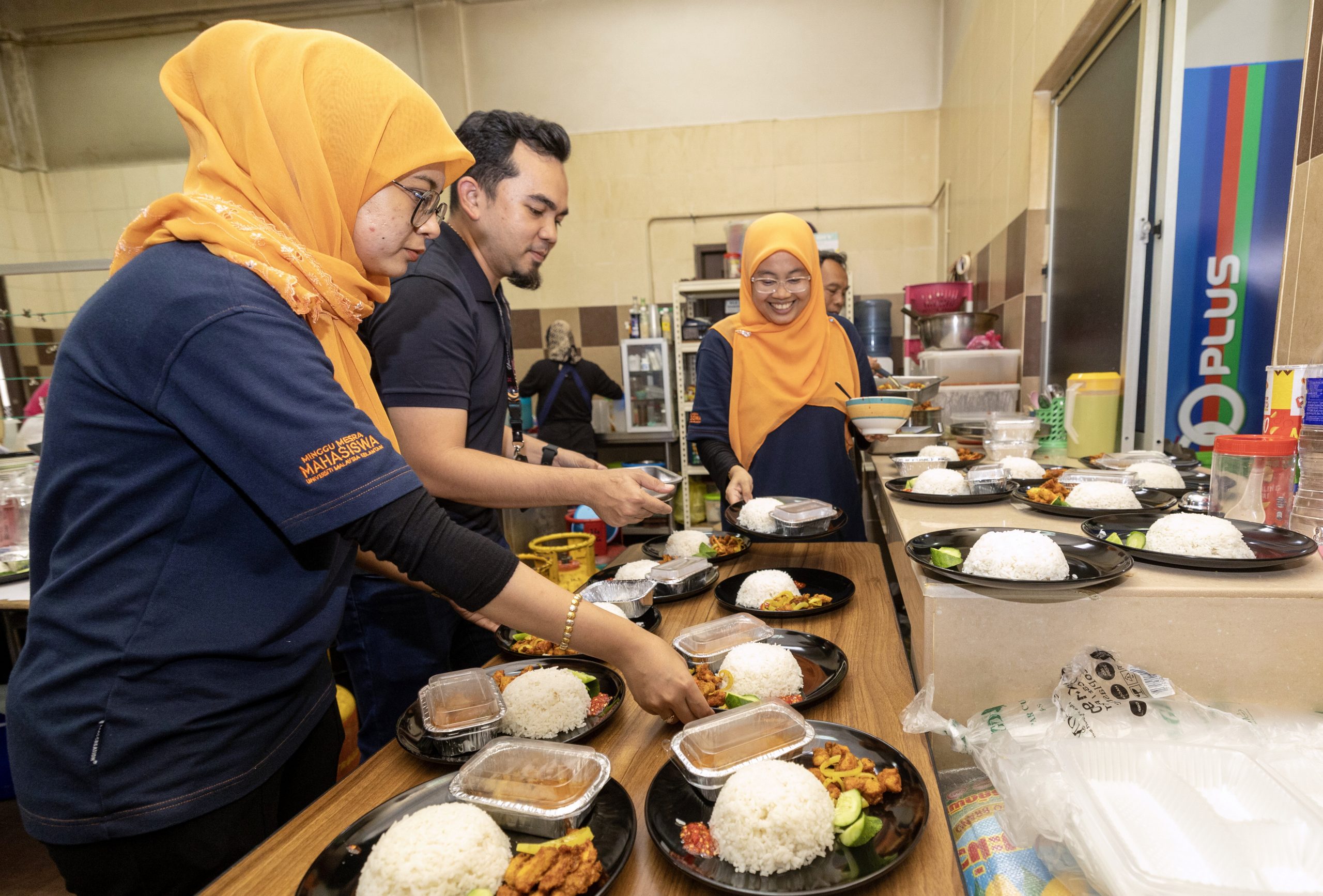 全国《暖势力》/吉兰丹大学(UMK)为学生推出“爱心菜单”