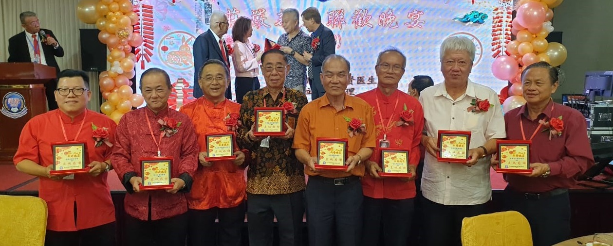 全国版：马庄严宗亲总会总会长拿督庄秀春，率领东西马属会赴砂拉越新春晚宴