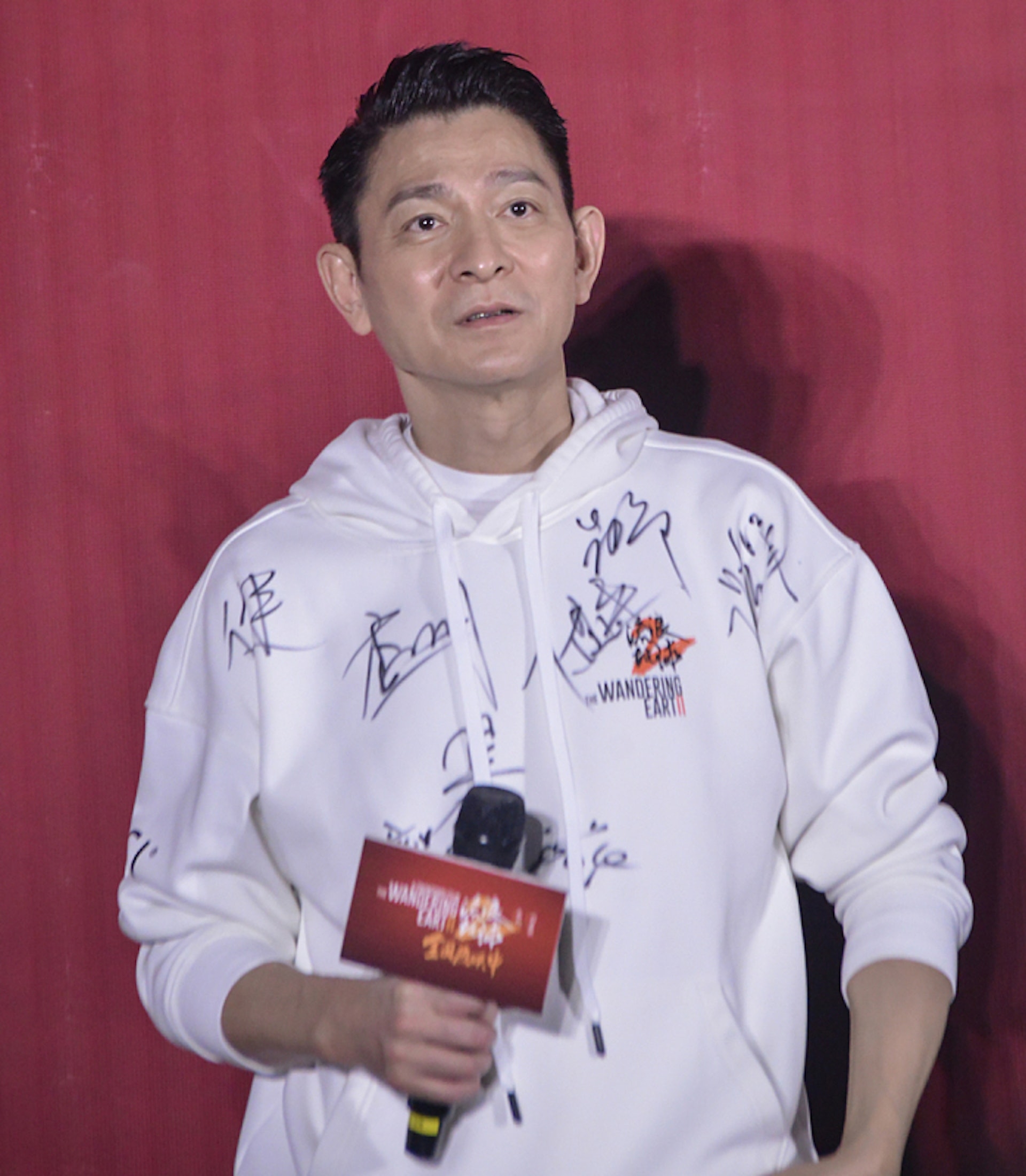 刘德华自称“刘烦恼”  曝辅导女儿作业太磨人