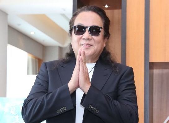 刘文正心肌梗塞猝逝|经纪人哀曝：病发时身边没人