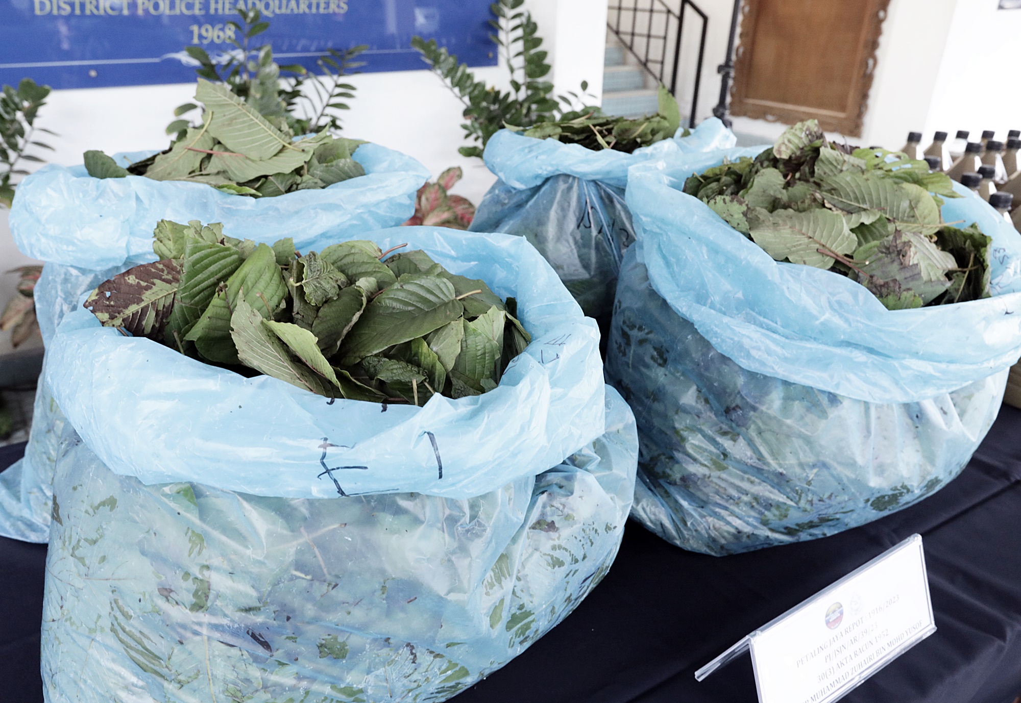 卧室改成厨房煮哥冬水·累犯3度被捕 4同伙齐落网