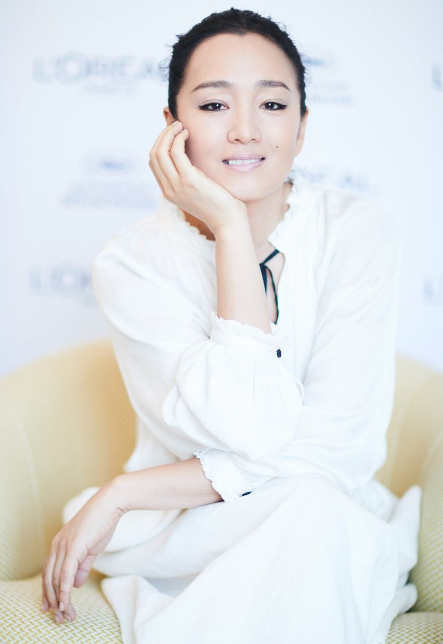 吐槽郝蕾演技差巩俐也中枪  李立群惹众怒