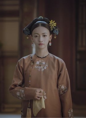 吴谨言1年没拍戏 　于正：危机前所未有