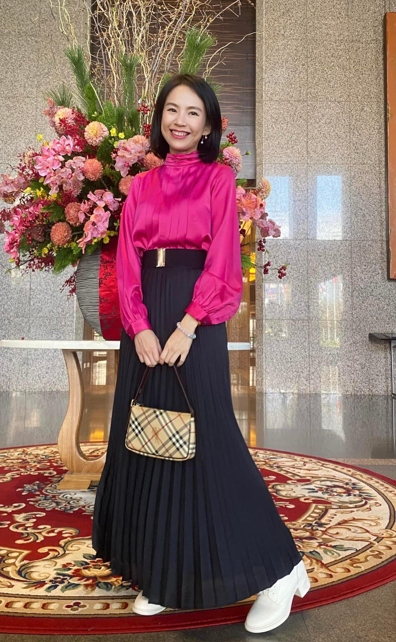 唱大马创作《又十年》 张学友被歌词打动哭了