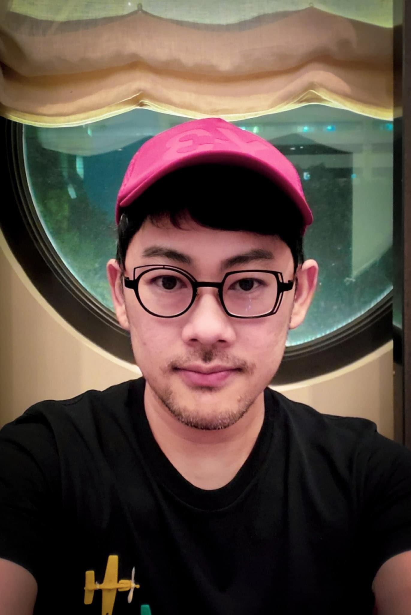 唱大马创作《又十年》 张学友被歌词打动哭了