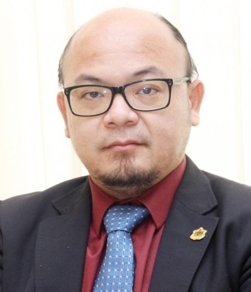 大都会//疑违例泊车醸意外