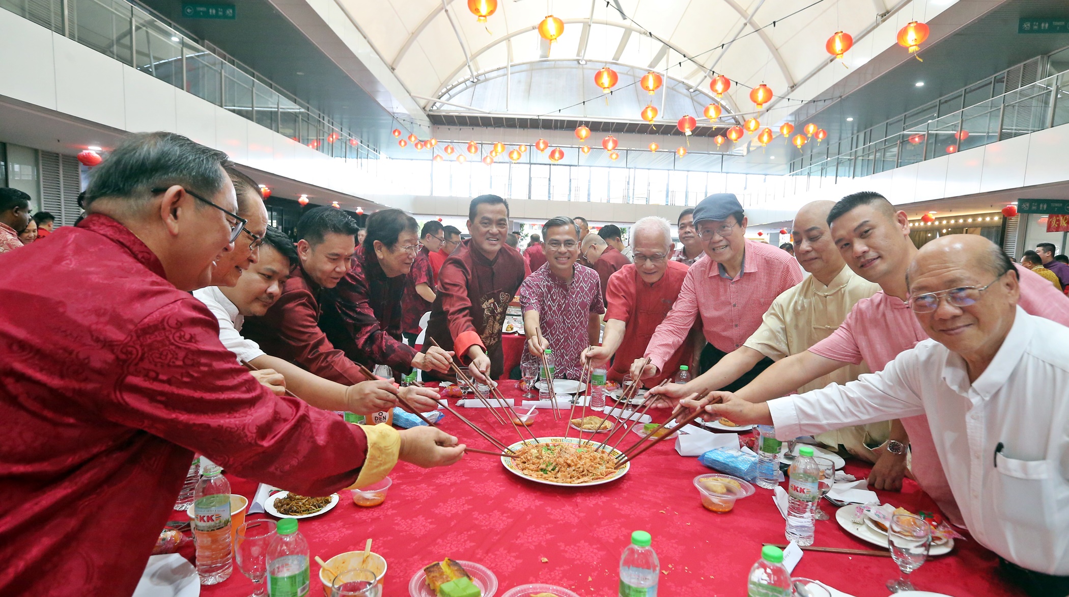 大都会/隆中华大会堂会所落成+新春团拜 5图 