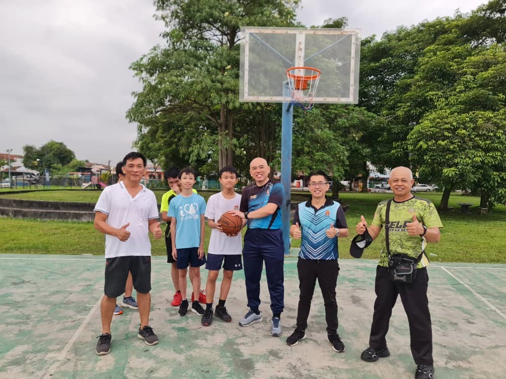 大都会:刘永山与杨克勤,呼吁居民充当耳目,协助遏止不负责任者破坏公园设施