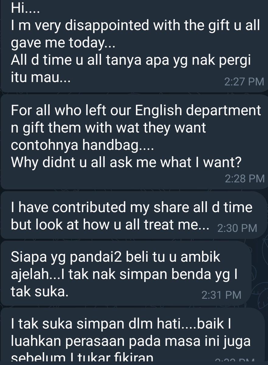 嫌弃香料架当退休礼物 老师:送我被子套装或行李箱! 