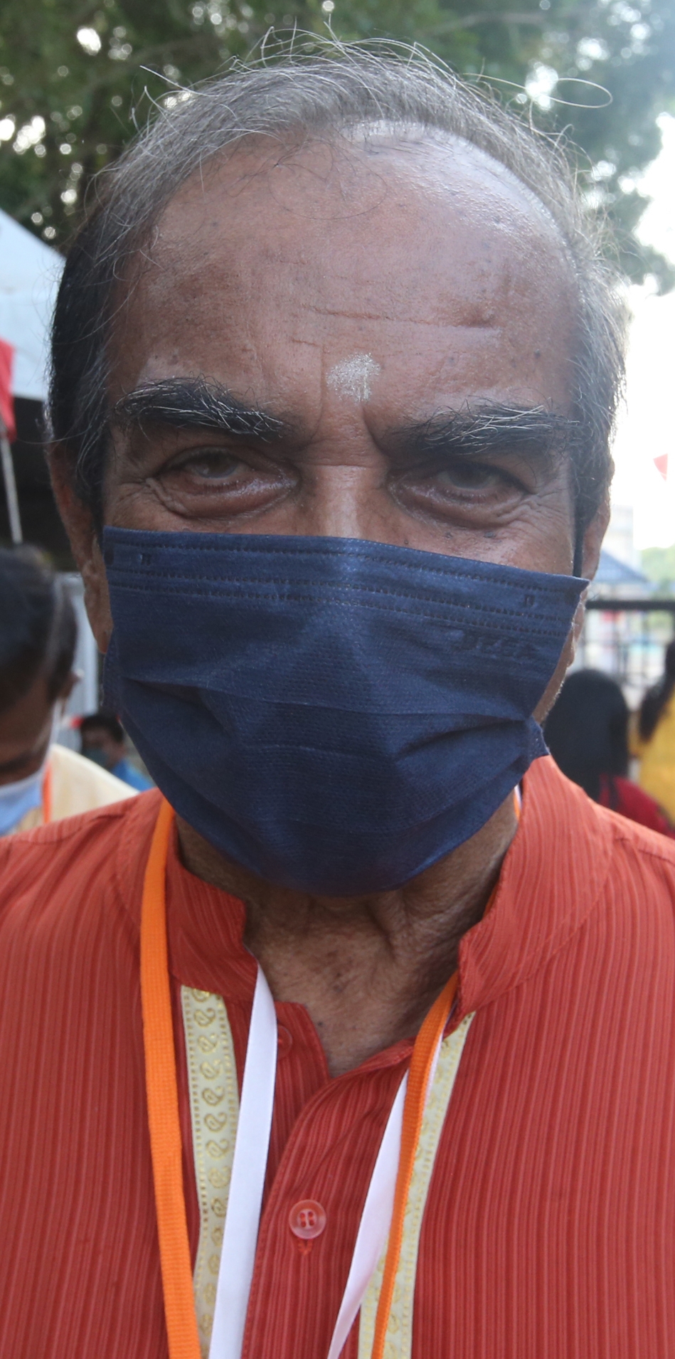 封面副文//柔苏丹：只禁穆参与其他宗教仪式 伊裁决与“柔佛子民”没冲突 