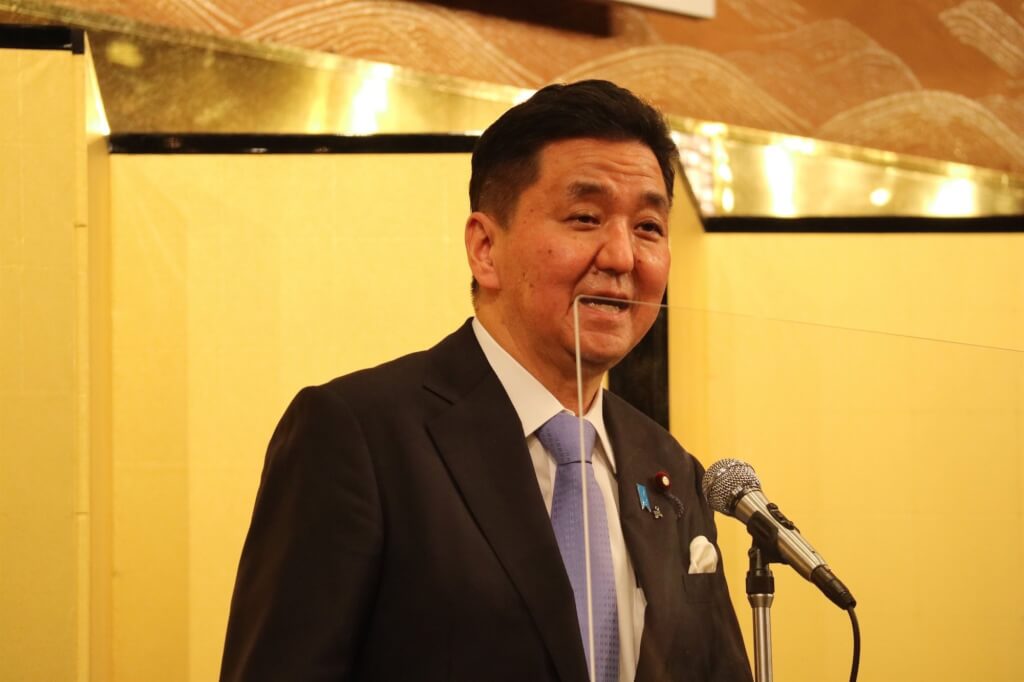 岸信夫健康因素辞众议员 长子可望参选接班