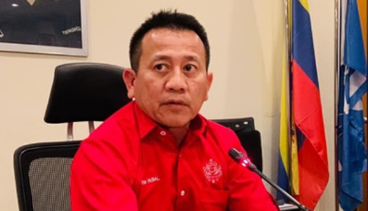 安努亚慕沙新闻秘书顿法依沙证实自己被巫统开除