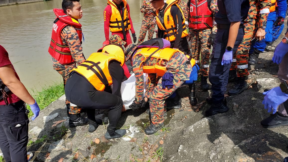 已签发/前日戏水被冲走巫裔青年遗体被寻获·被冲10公里外河口