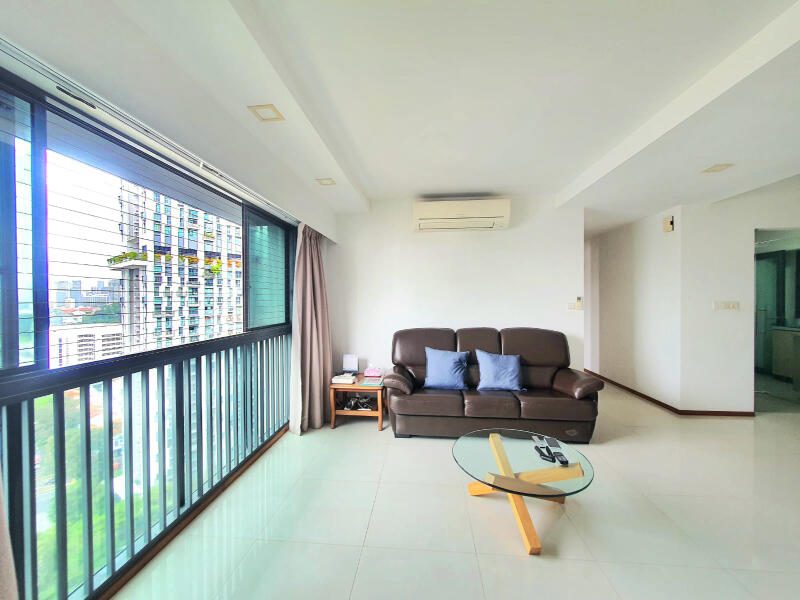 *已签发*柔:狮城二三事:138万新元买5房式组屋 夫妻付12万新元现金溢价