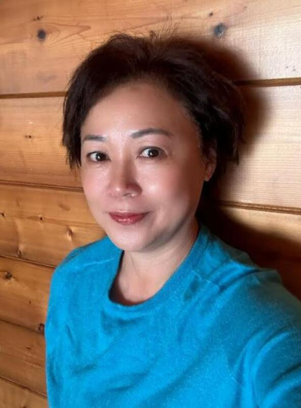*已签发*柔:狮城二三事:付钱不付现?点餐扫二维码? 狮城资深艺人数码能力如何?