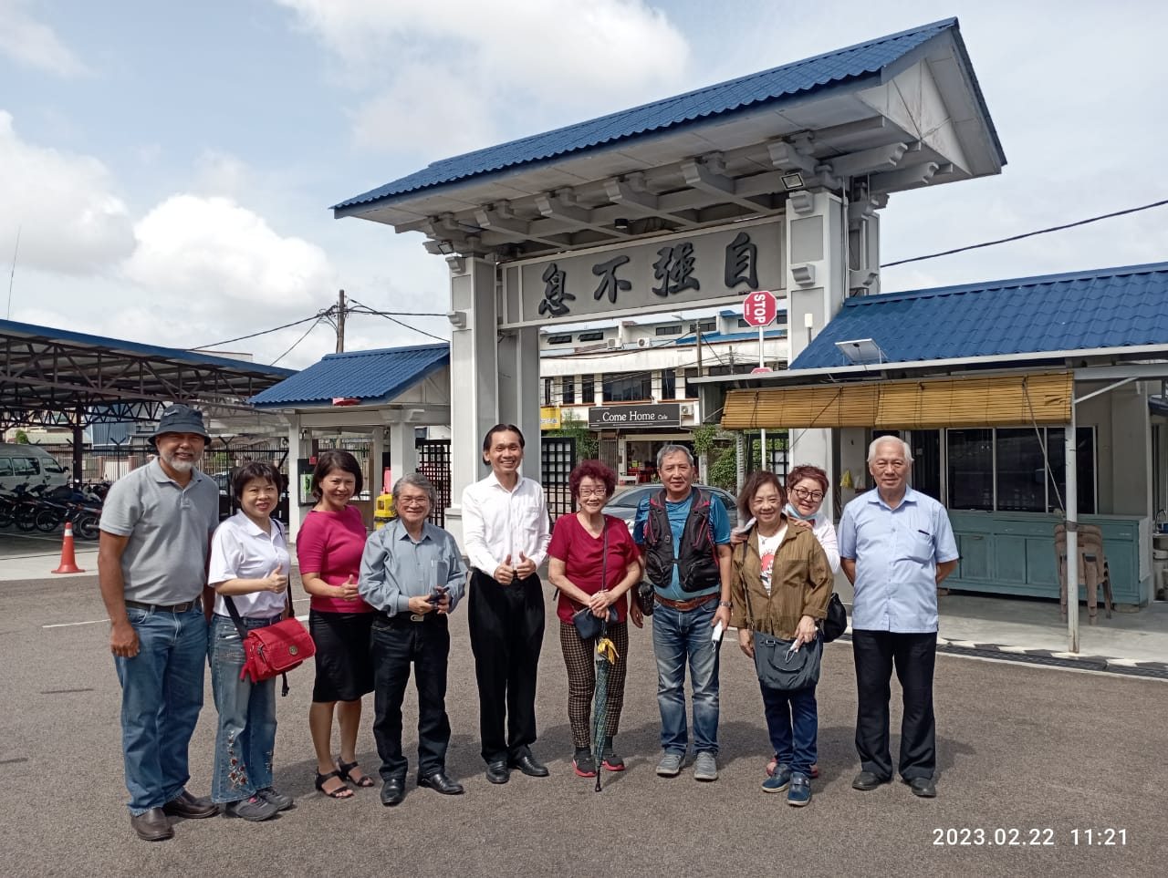 **已签发**柔:狮城电影《小城故事》首部以銮为背景,新加坡文联实地参访交流