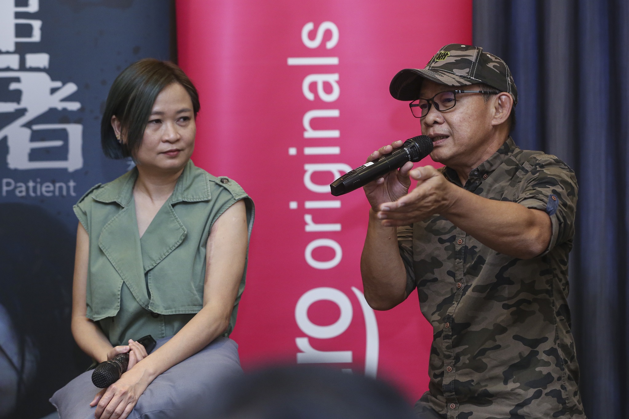 庄可比入戏情绪压抑 常抱陈子颖互安慰