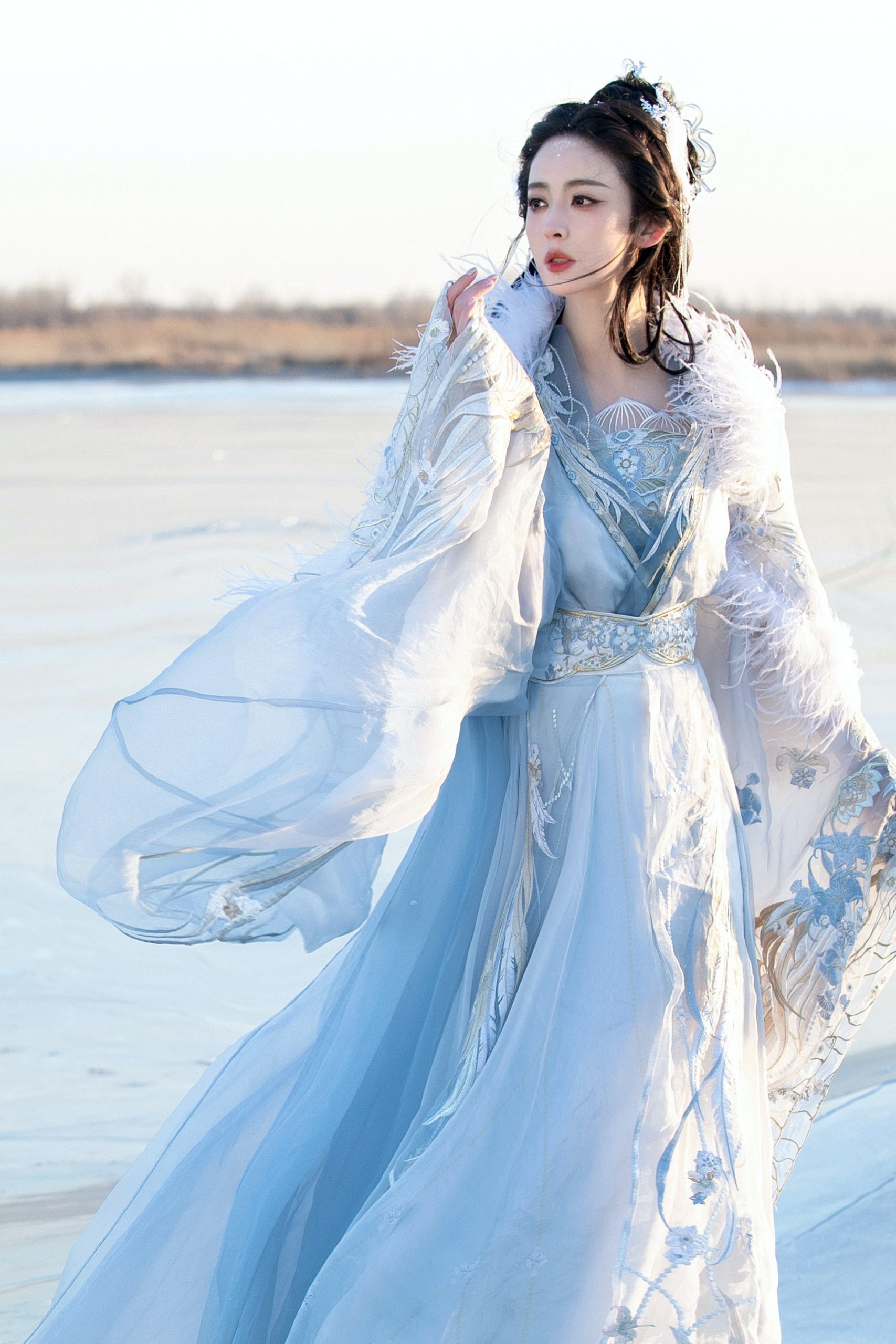 成龙搭娜扎拍《神话2》 年龄差被嘲爷孙恋