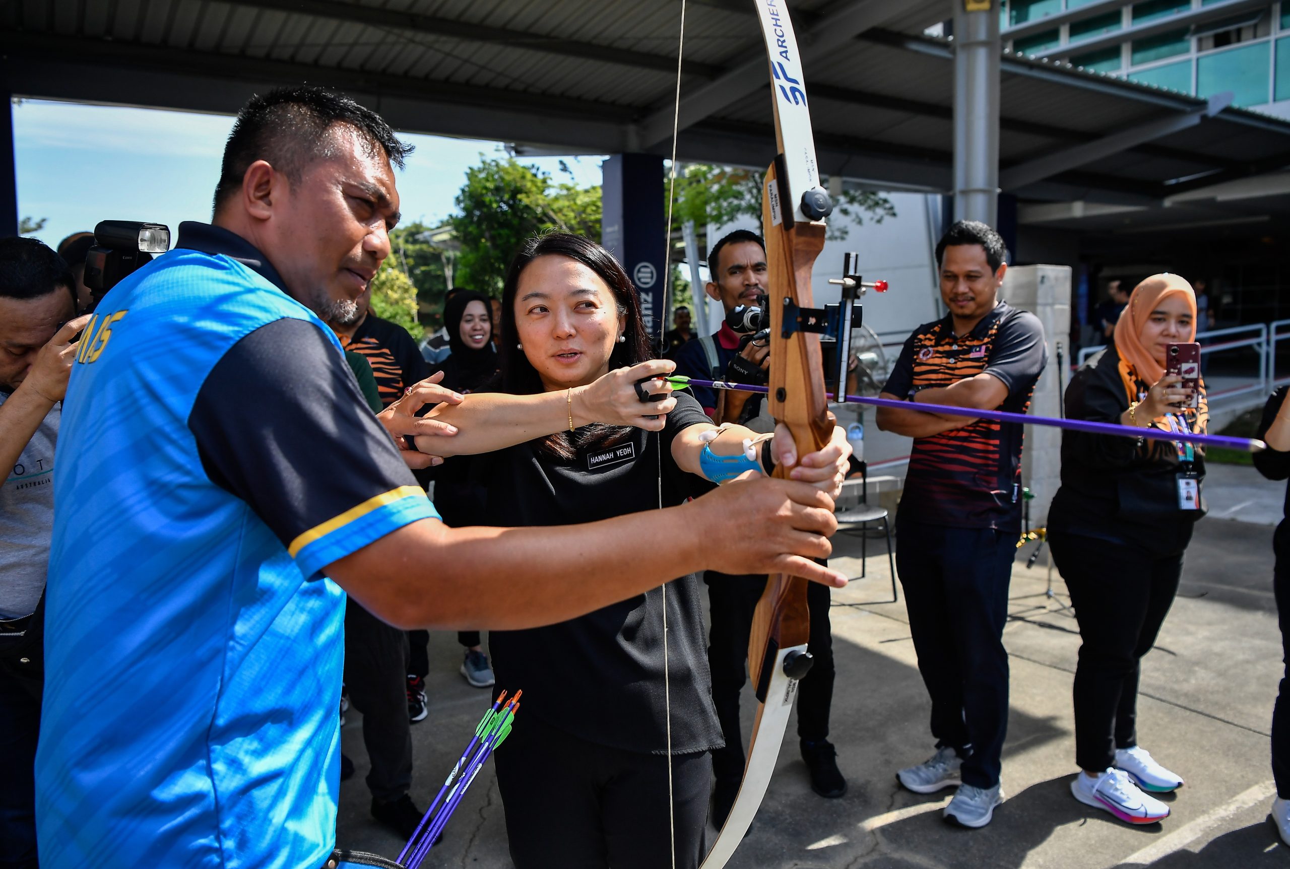 所有残障选手出国比赛  青体部：必须职员陪同