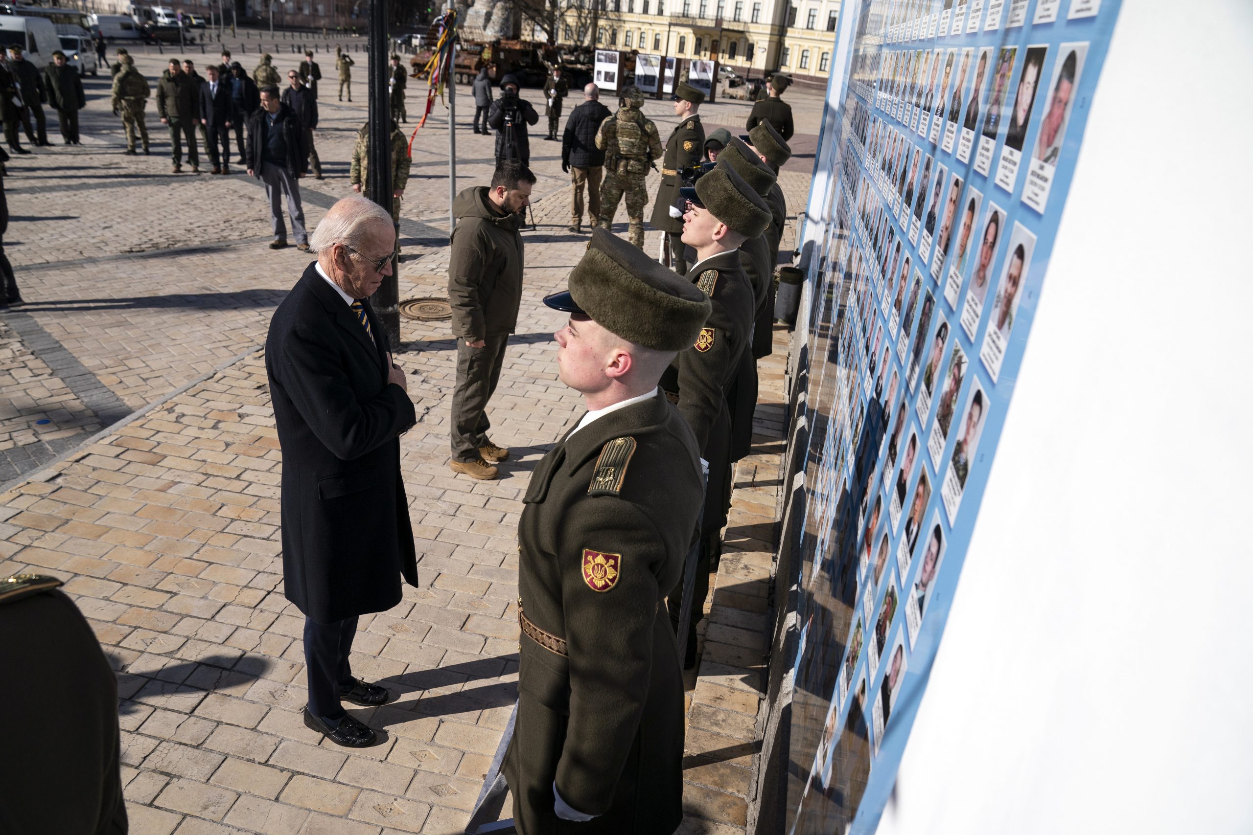 拜登旋风式访乌克兰 危险性破美国总统历史记录