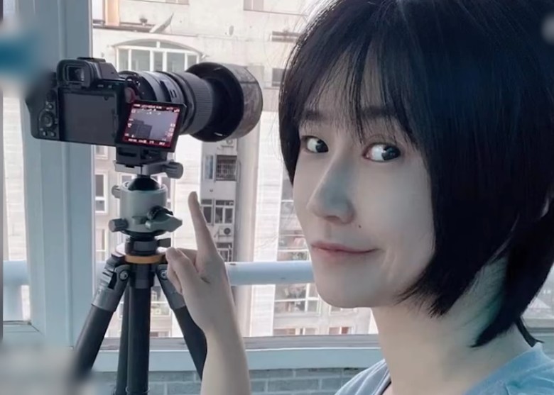 拼盘／中国女裸辞环游逾40国　拍摄星空美照屡获奖