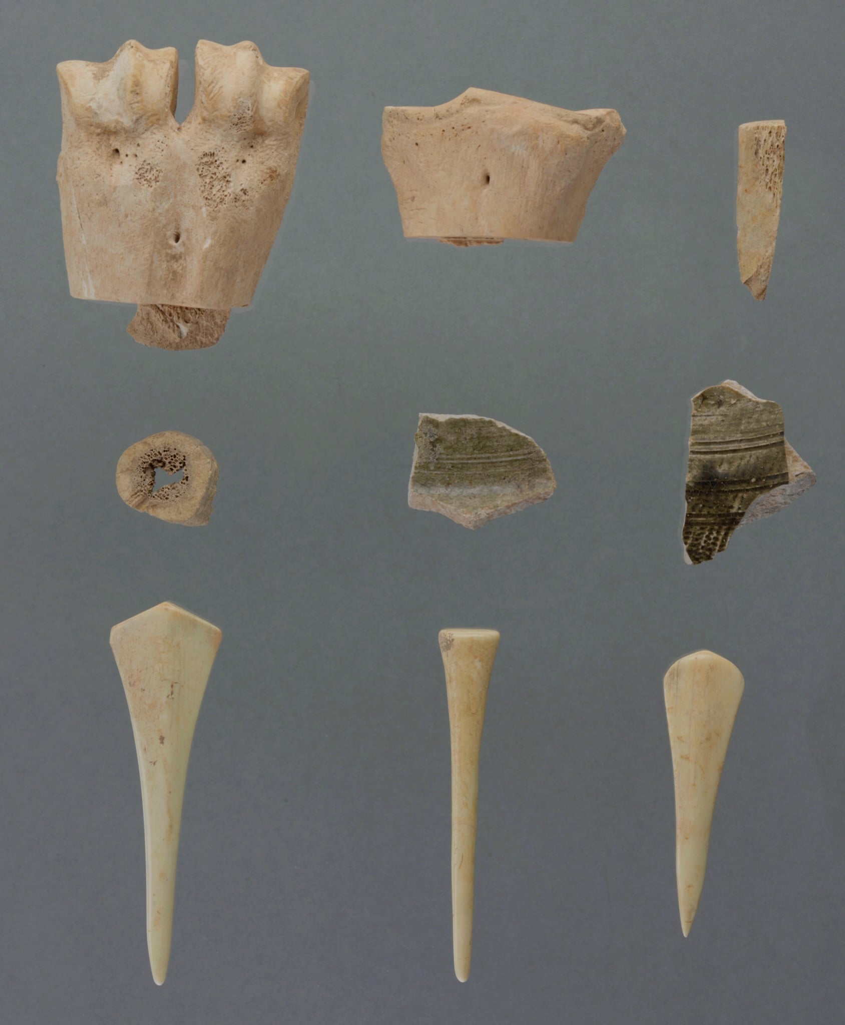 拼盘/陕西陶渠遗址发现8座“甲”字形大墓 系两周时“京”国所在地