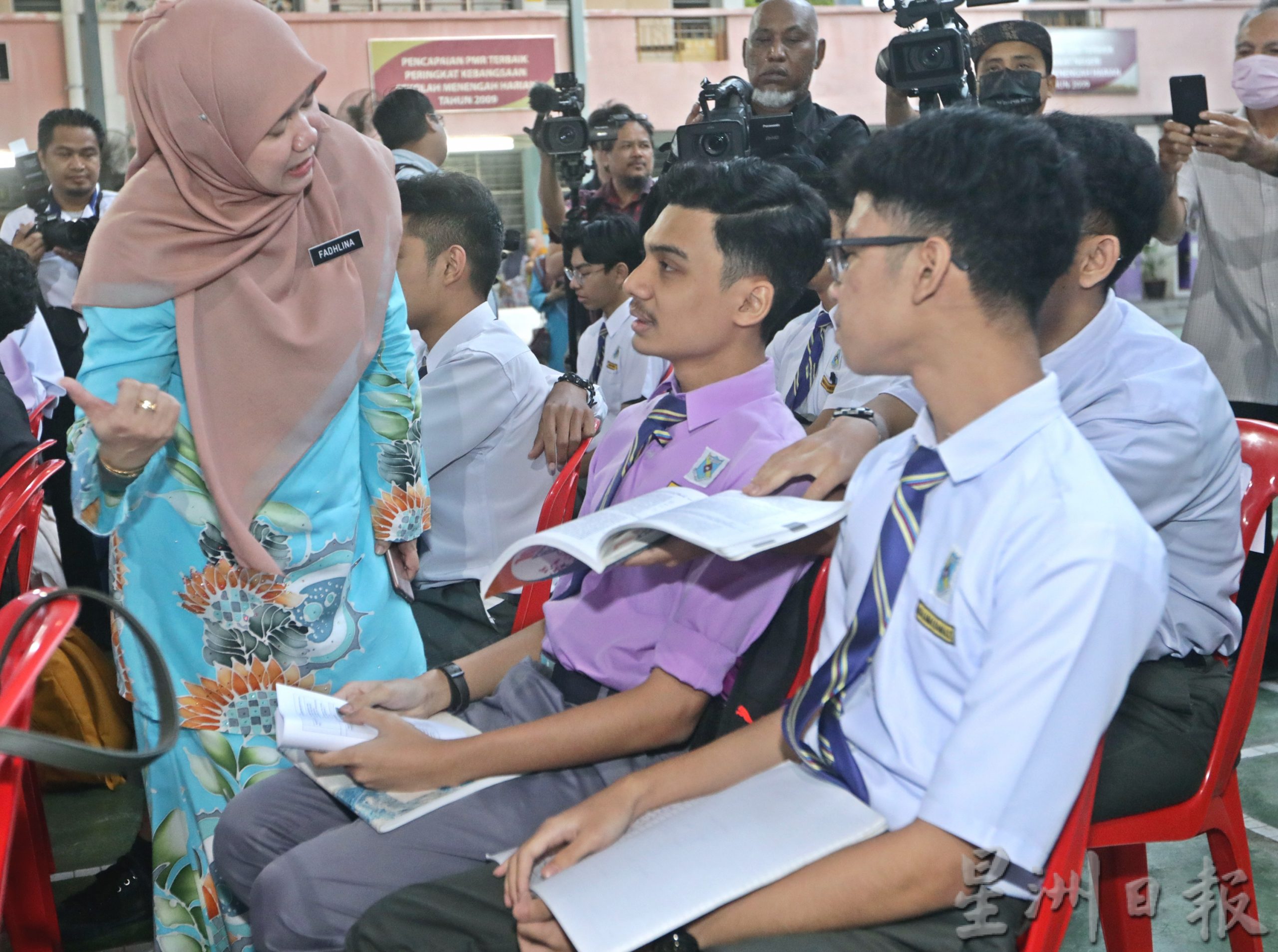 教长∕英文听力测试考题录很久了