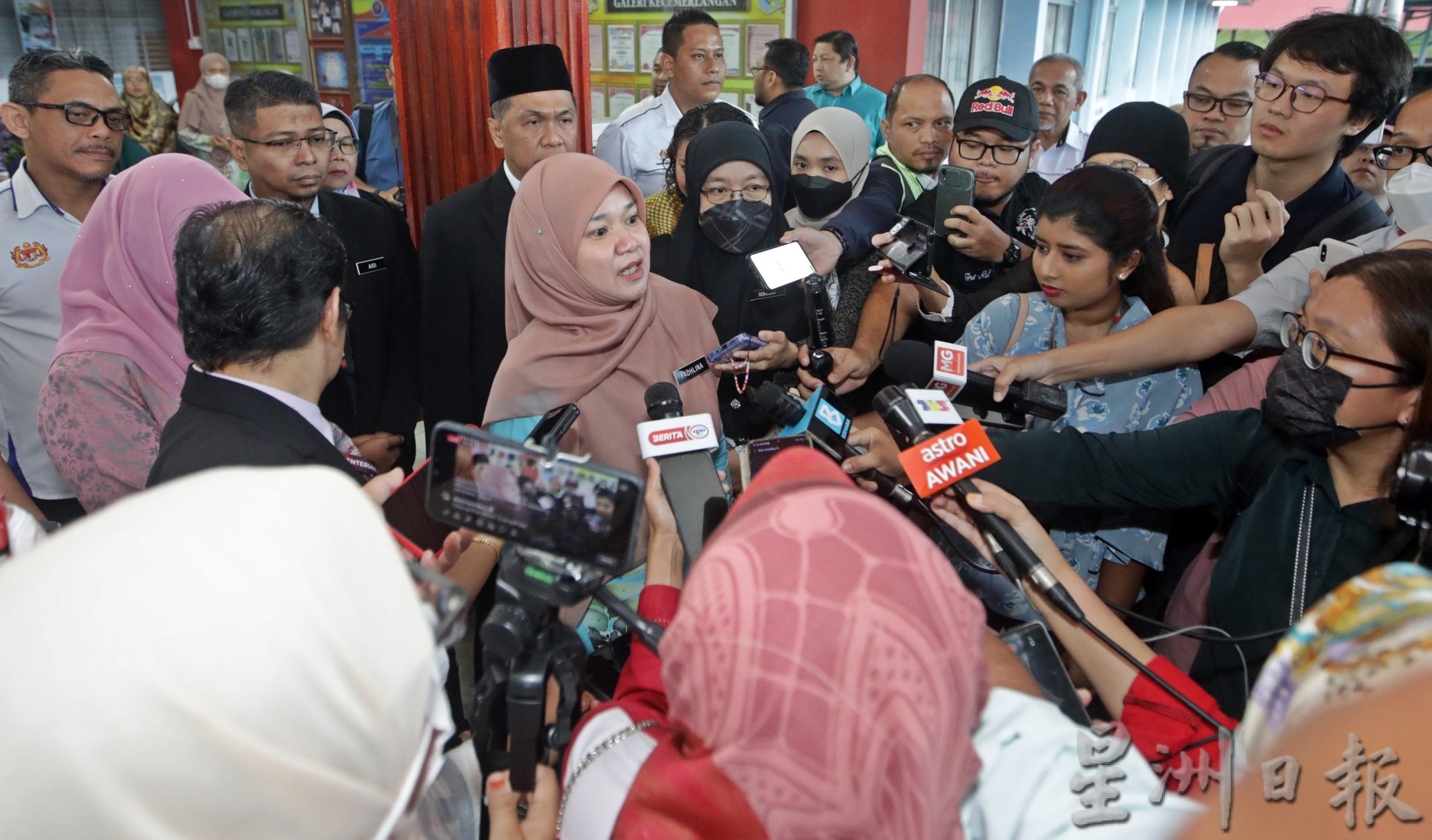 教长∕英文听力测试考题录很久了