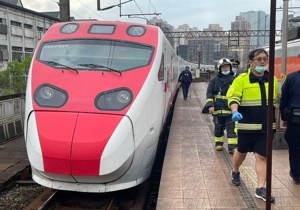 旅客落轨遭台铁普悠玛撞死 影响16列次共244分钟