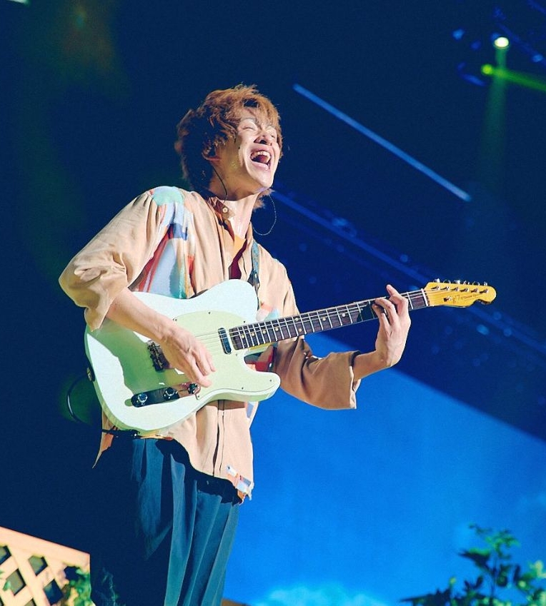 日乐团sumika吉他手骤逝 官网大当机