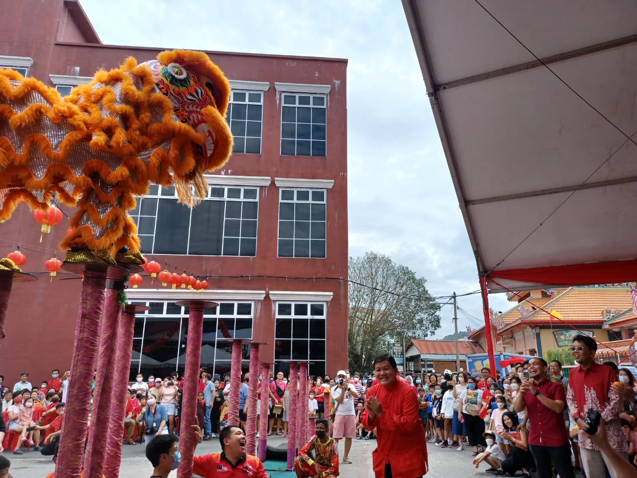 早报头//大都会/许来贤,加影老街拟在星期日开办饮食和文化市集,打造为旅游区