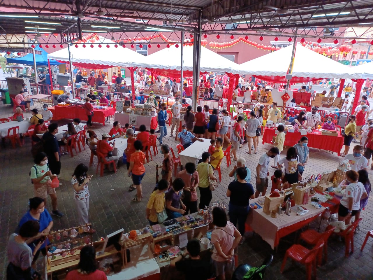 早报头//大都会/许来贤,加影老街拟在星期日开办饮食和文化市集,打造为旅游区