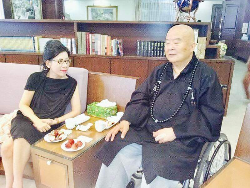 星云大师圆寂|传记小说被拍成《再世情缘》 女星泪揭师父生前暖举	