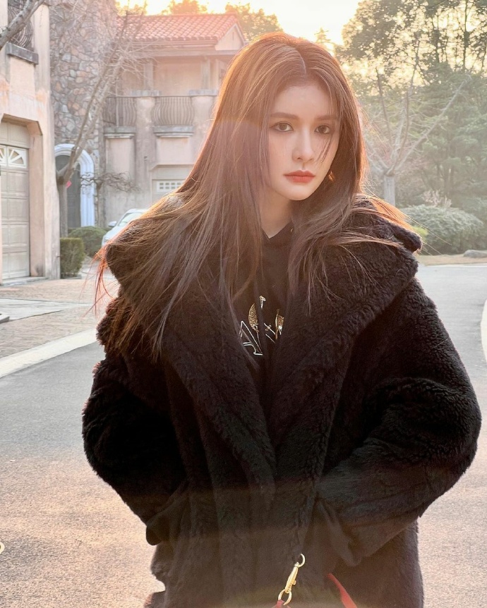 星爷接连翻牌大马艺人 蔡卓宜告白无惧男友吃醋