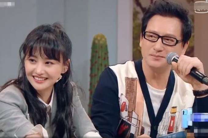 晒张恒恐吓郑爽截图   郑父称还清税务罚款