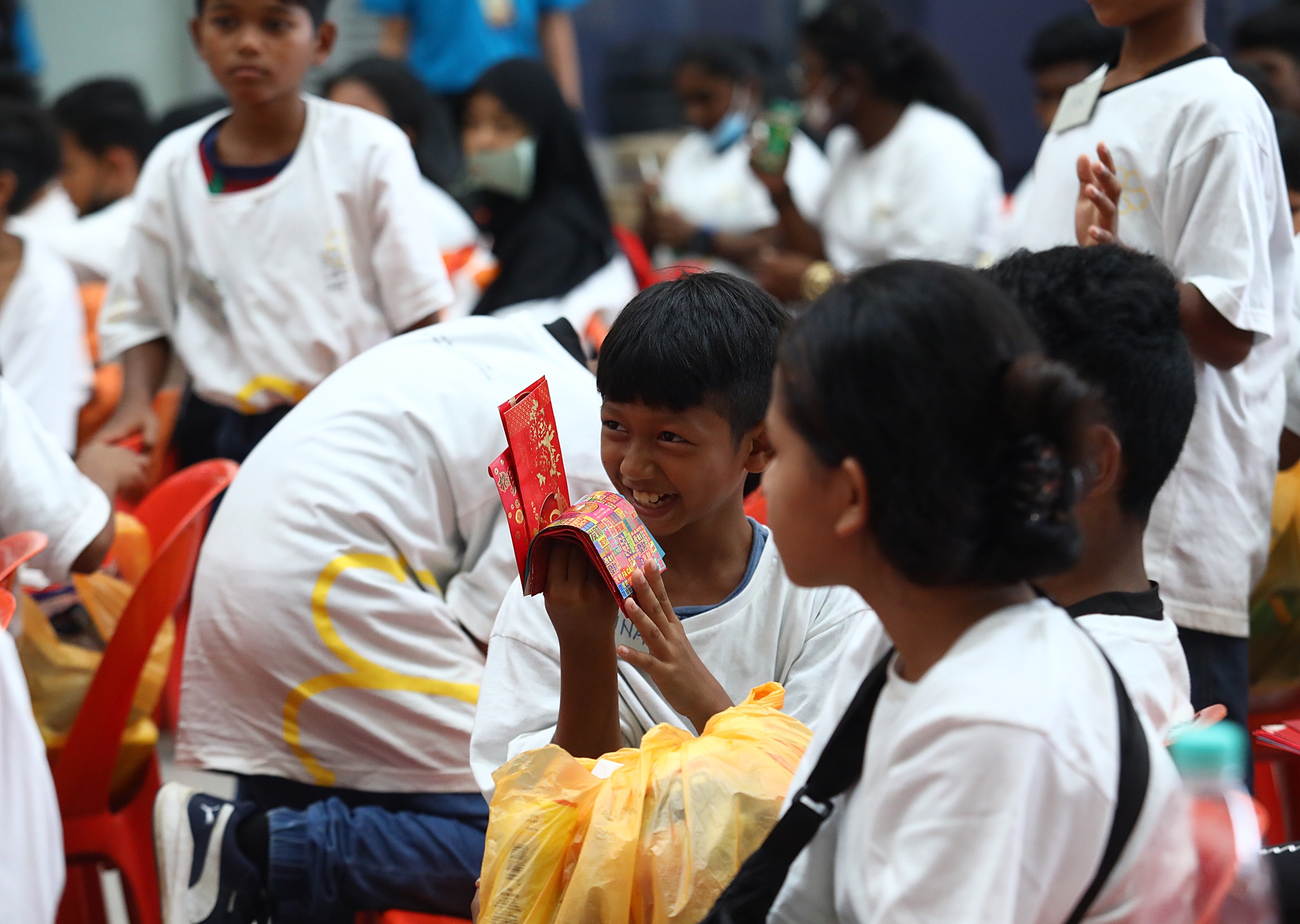 暖势力小黄花慈善基金举办爱同行新春大团圆