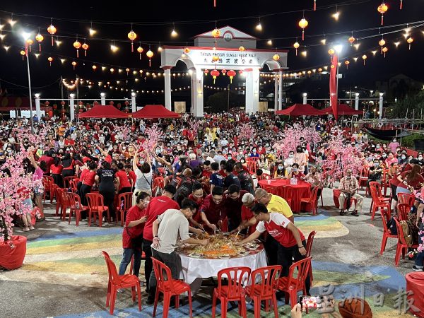 李存孝:对选区许下三承诺 建兵如港新巴刹 设流动护理中心 推公益房屋